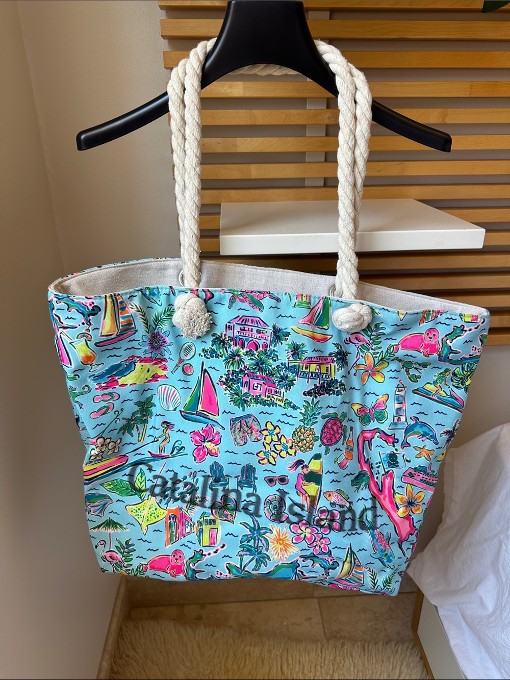Beach-Ready Printed Tote Bag in Light Blue